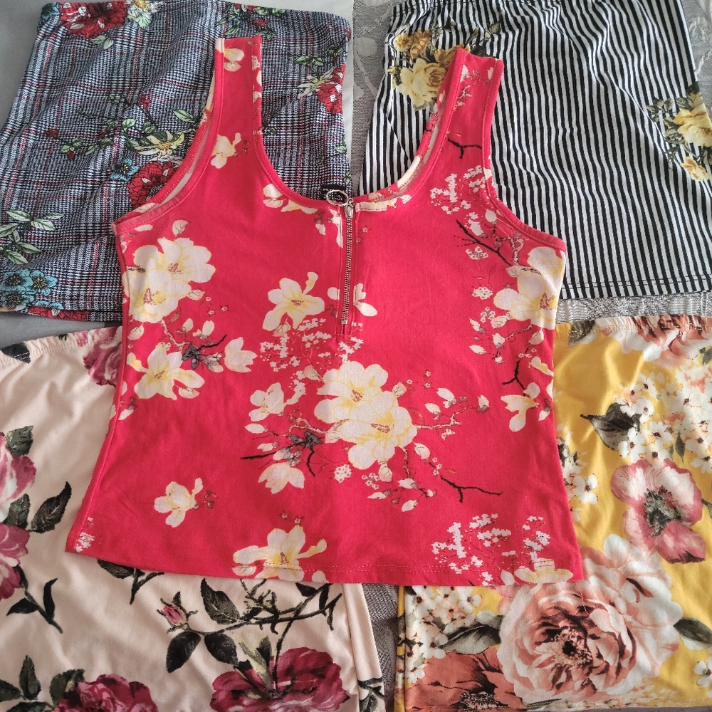 RUE21 Tops